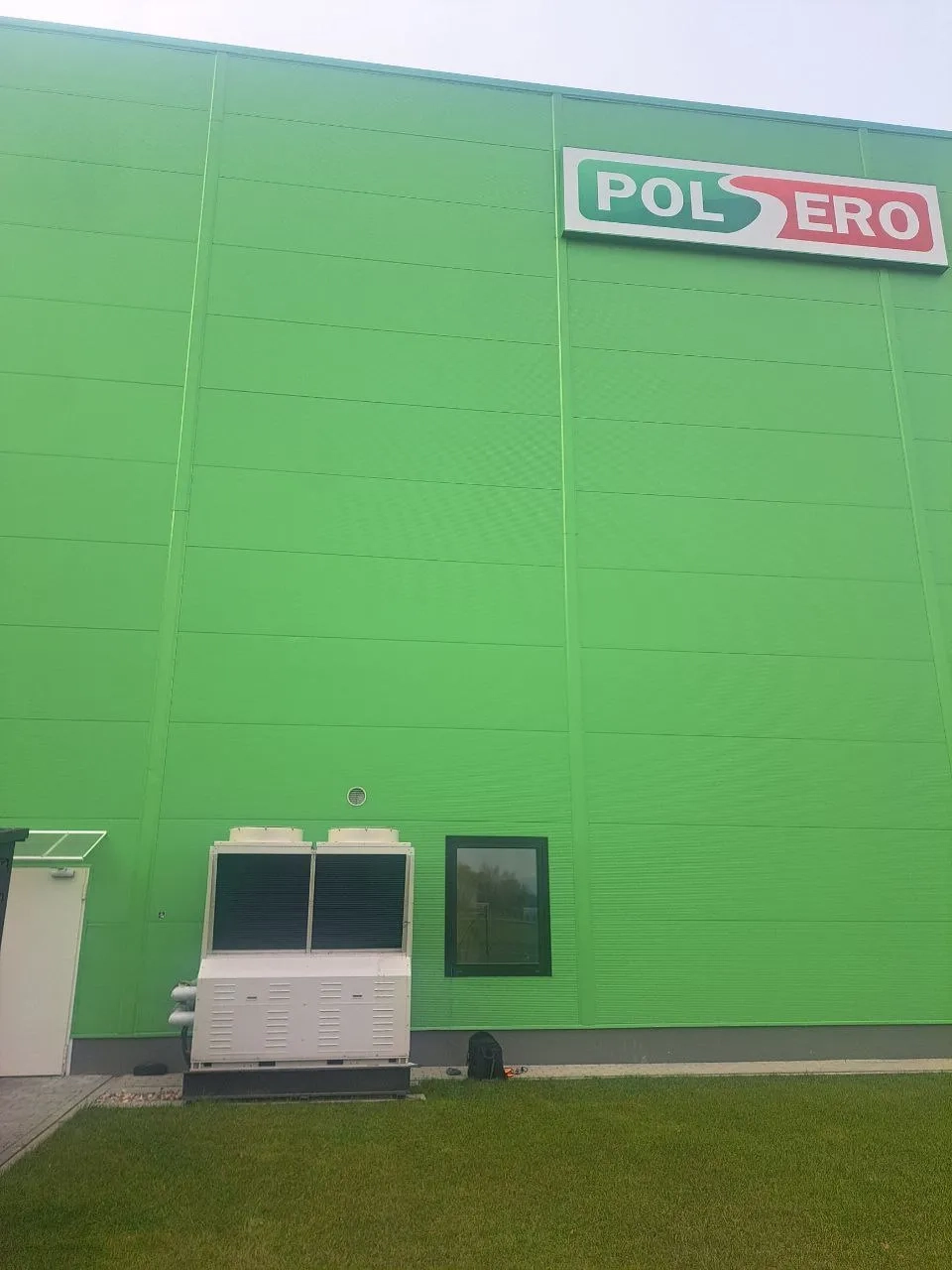 Klimatické řešení pro nákupní centrum s modulární tepelnou pumpou Mycond